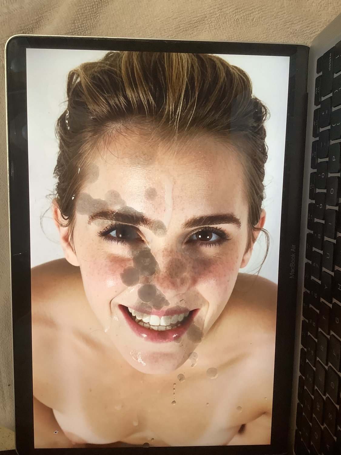 ps8LvMnB Hermione Cum Face 01.jpg